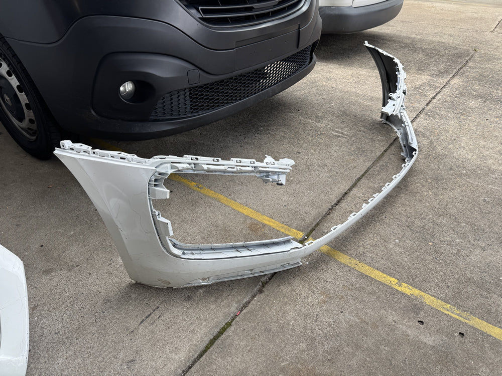 Genuine Porche Macan Front Bumper Bar (Skin Only) - Macan 95B