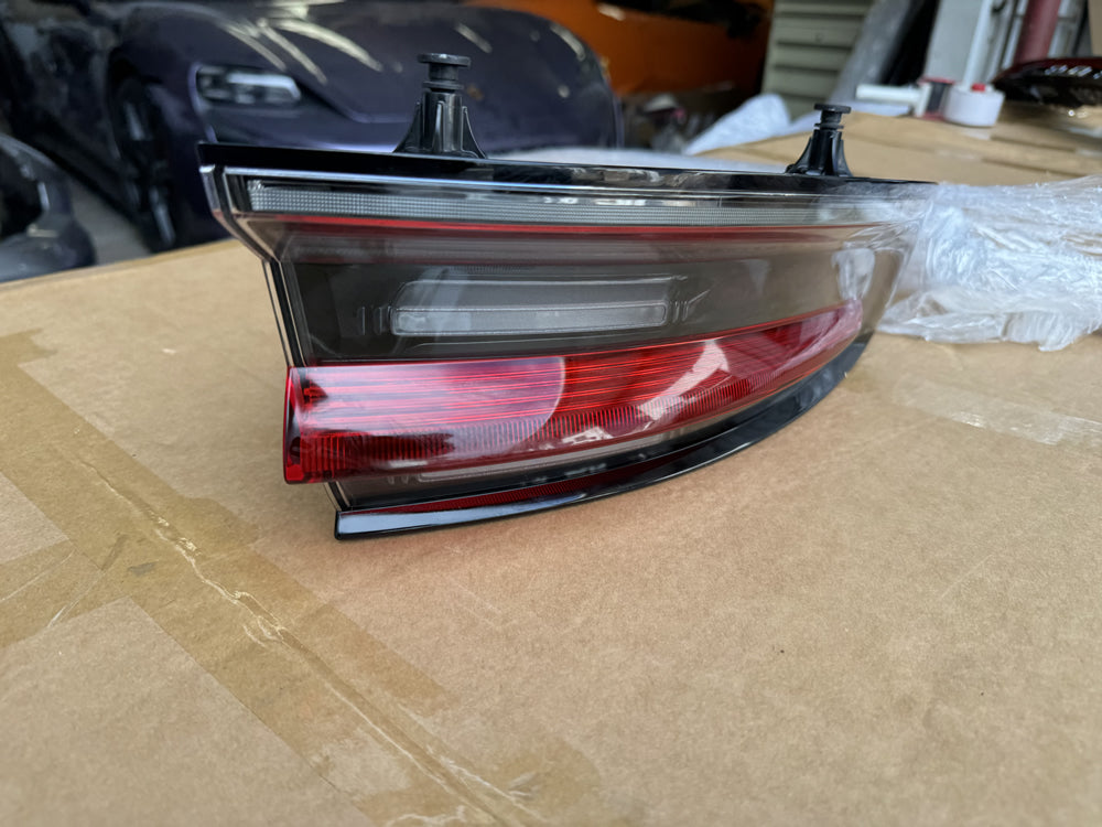 Genuine Porche Macan tail light (Left Hand Side)- Macan 95B 95b945091ac