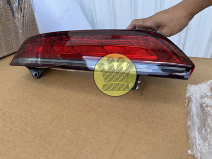 Genuine Audi Tail Light (Left hand side) - R8 4S 4s0945095b