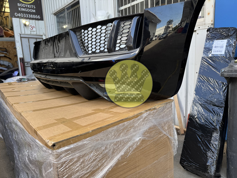 Genuine Audi R8 Rear Bumper Bar with Carbon fiber diffuser - R8 4S (16-19)