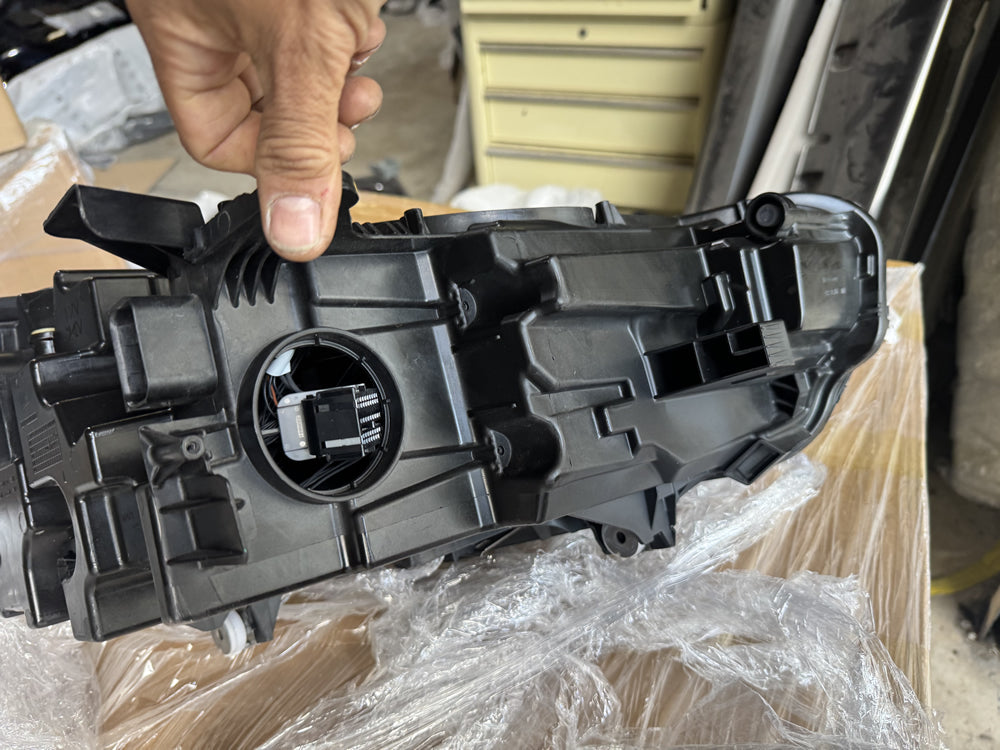 Genuine LED Head Light (Left Hand Side) - BMW IX2 X2 F39