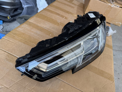 Genuine Audi A4 S4 RS4 LED Head Light (Left Hand Side) - B9 A4 8w0941033 le14a6335