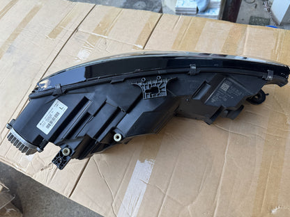 Genuine Audi A4 S4 RS4 LED Head Light (Left Hand Side) - B9 A4 8w0941033 le14a6335