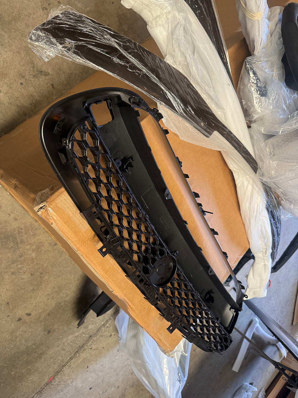 Gloss Black Grill - Jaguar F-type