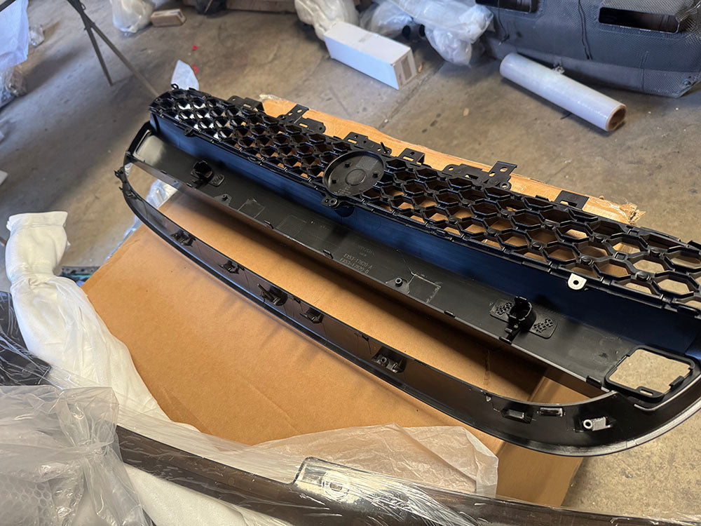 Gloss Black Grill - Jaguar F-type