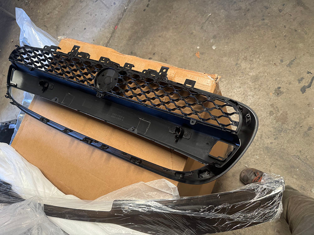 Gloss Black Grill - Jaguar F-type
