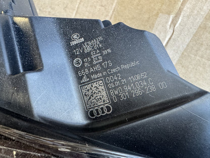 Genuine Audi A4 S4 RS4 LED Head Light (Right Hand Side) - A4 B9 8W0941034 LE14A6335