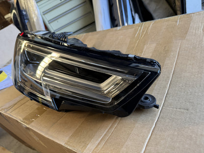 Genuine Audi A4 S4 RS4 LED Head Light (Right Hand Side) - A4 B9 8W0941034 LE14A6335