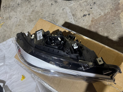 Genuine BMW F32 LCI LED Head Light (Right Hand Side) - F32 LCI 4 Series 7478152