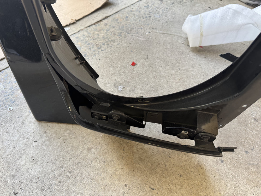 Genuine G63 Front Guard fender with flare (Right) - w463 G Class