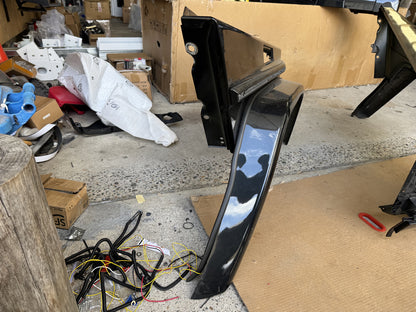 Genuine G63 Front Guard fender with flare (Right) - w463 G Class
