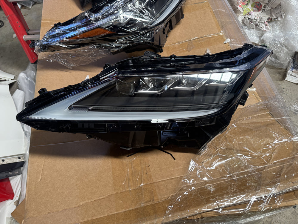 Genuine Head Light - Lexus RX (Left Hand Side)