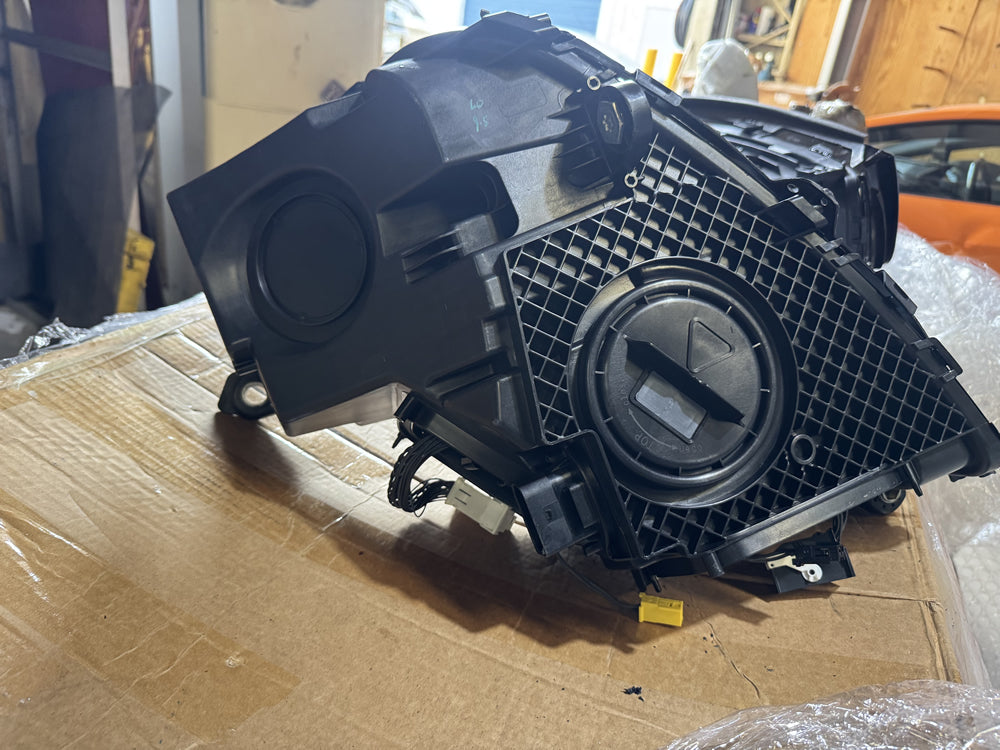 Genuine Mercedes Benz Head Light (Right hand side) - GLC X253 C253 Facelift A2539067801