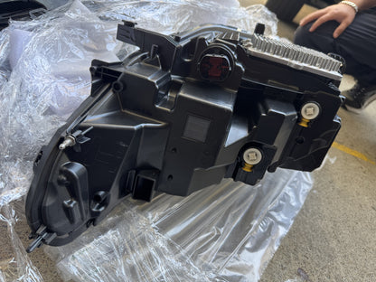 Genuine LED Head light (Right hand side) - Land Rover Discovery Sport P250 R Dynamic SE L550 D180