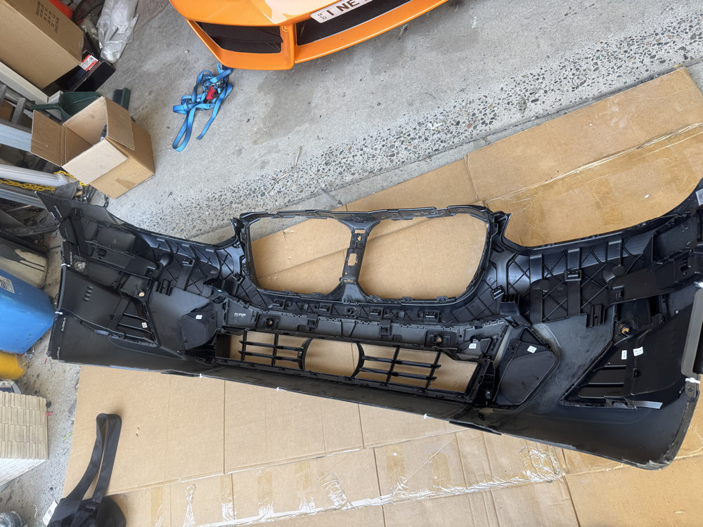 IX3 X3 X4 LCI  M sport Front Bumper - BMW X3 X4 G01 G02 G08 (Black)