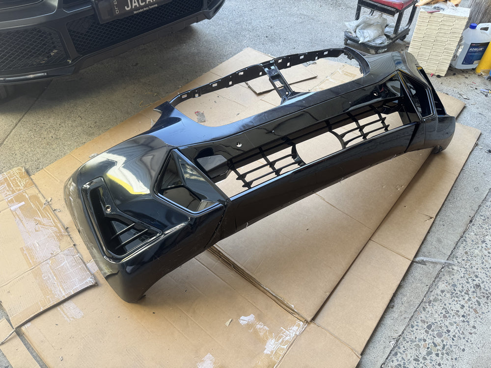 IX3 X3 X4 LCI  M sport Front Bumper - BMW X3 X4 G01 G02 G08 (Black)