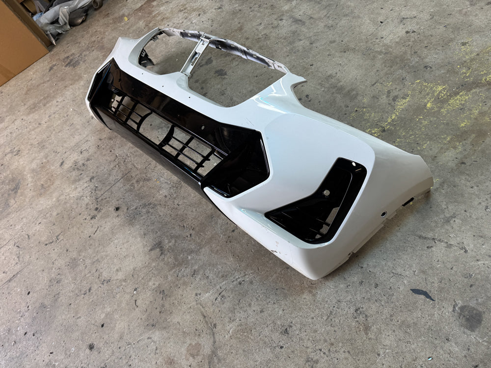 IX3 X3 X4 LCI  M sport Front Bumper - BMW X3 X4 G01 G02 G08 (white)