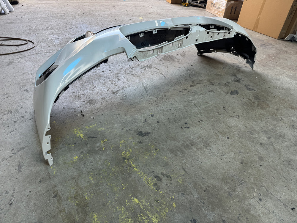 IX3 X3 X4 LCI  M sport Front Bumper - BMW X3 X4 G01 G02 G08 (white)