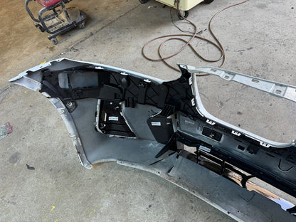 IX3 X3 X4 LCI  M sport Front Bumper - BMW X3 X4 G01 G02 G08 (white)