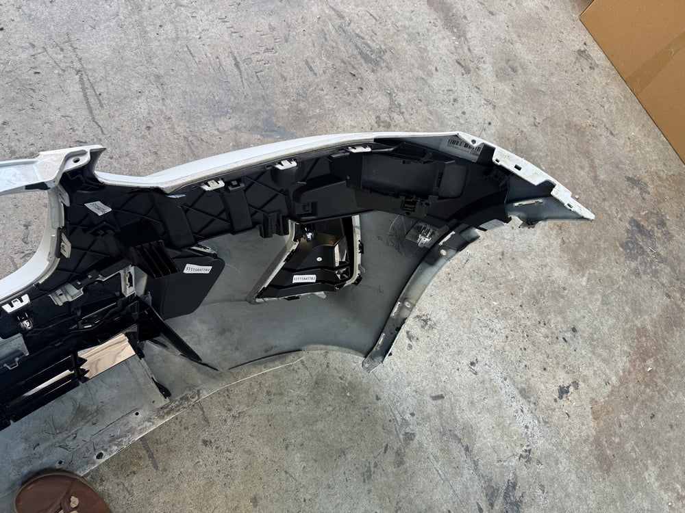 IX3 X3 X4 LCI  M sport Front Bumper - BMW X3 X4 G01 G02 G08 (white)