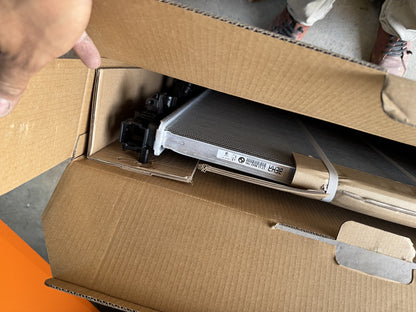 Genuine BMW X3 X4 M G01 G02 G08 X3 Coolant Radiator 17118642745