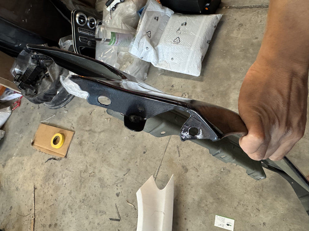 Genuine c43 c300 c200 C250 C350 Front Guard (Left hand side) - W205 C class sedan