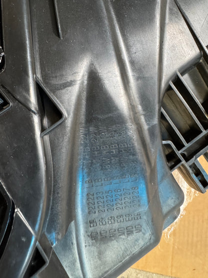 Genuine Q3 SQ3 RSQ3 LED head light (Left) - 83g941033