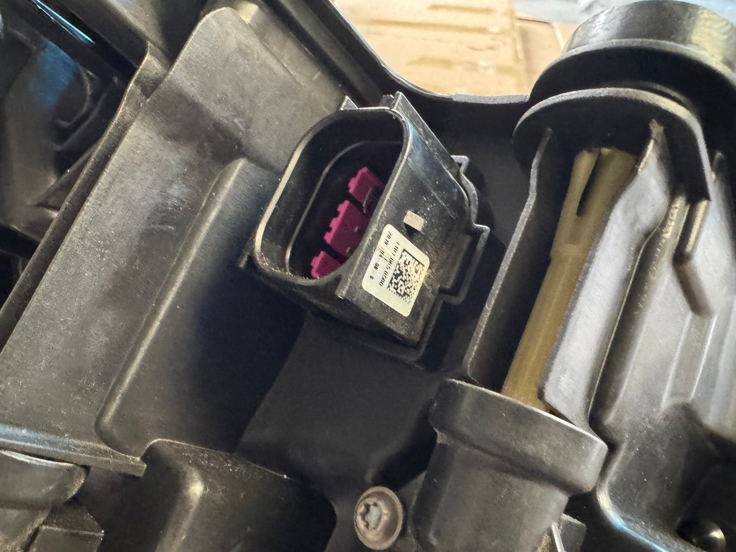 Genuine Q3 SQ3 RSQ3 LED head light (Left) - 83g941033