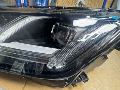 Genuine Audi TT Roadster (8S) original LED Head Light -  8S0941033C