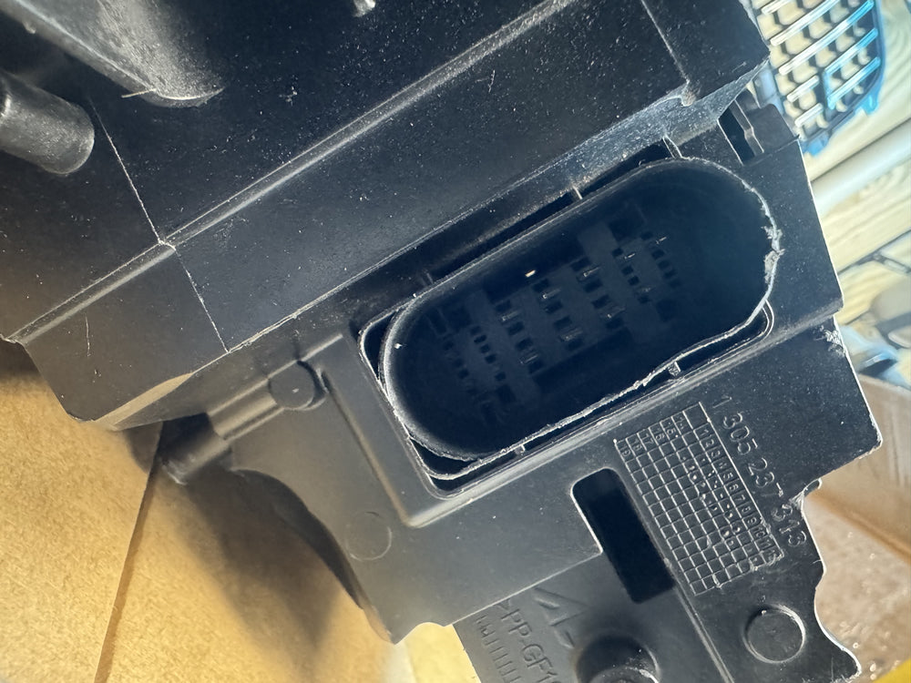 Genuine Audi TT Roadster (8S) original LED Head Light -  8S0941033C