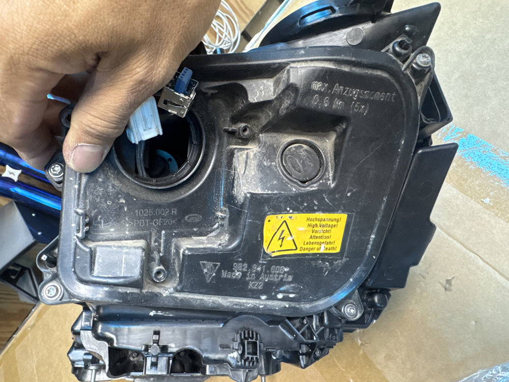 Genuine Head Light (Right) - 982 Boxster 718 Cayman