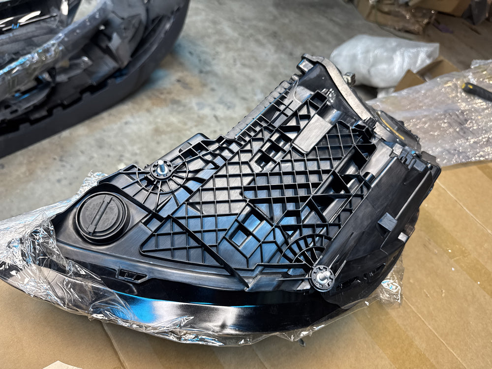 Genuine Head Light (Right) - 982 Boxster 718 Cayman