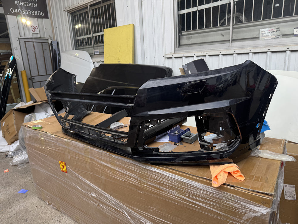 Genuine Audi Front bumper bar skin  - Q7 4M (16-20)  tdi tfsi