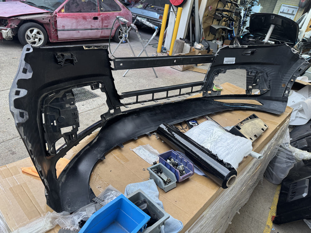 Genuine Audi Front bumper bar skin  - Q7 4M (16-20)  tdi tfsi