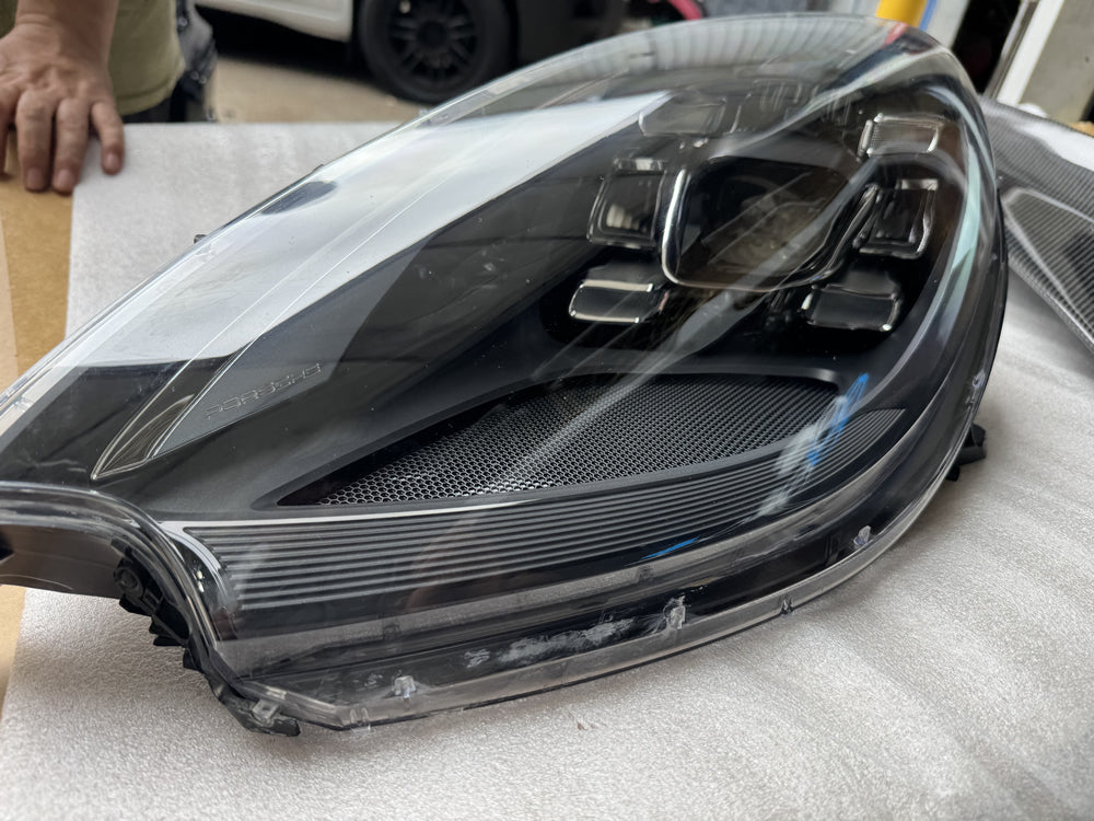 Genuine Porche Macan LED Head Light (Left Hand Side)- Macan 95B 95B941039F