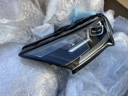 Genuine audi q7 LED Head Light (Left) - Q7 4M (20-24)
