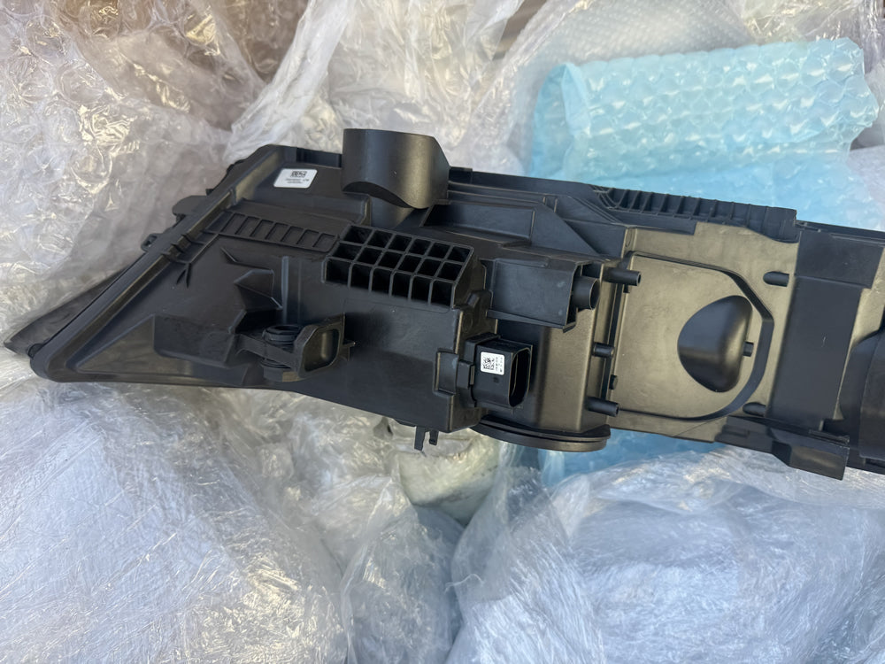 Genuine audi q7 LED Head Light (Left) - Q7 4M (20-24)