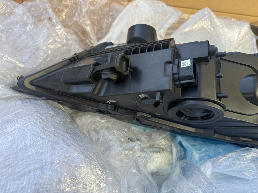Genuine audi q7 LED Head Light (Left) - Q7 4M (20-24)