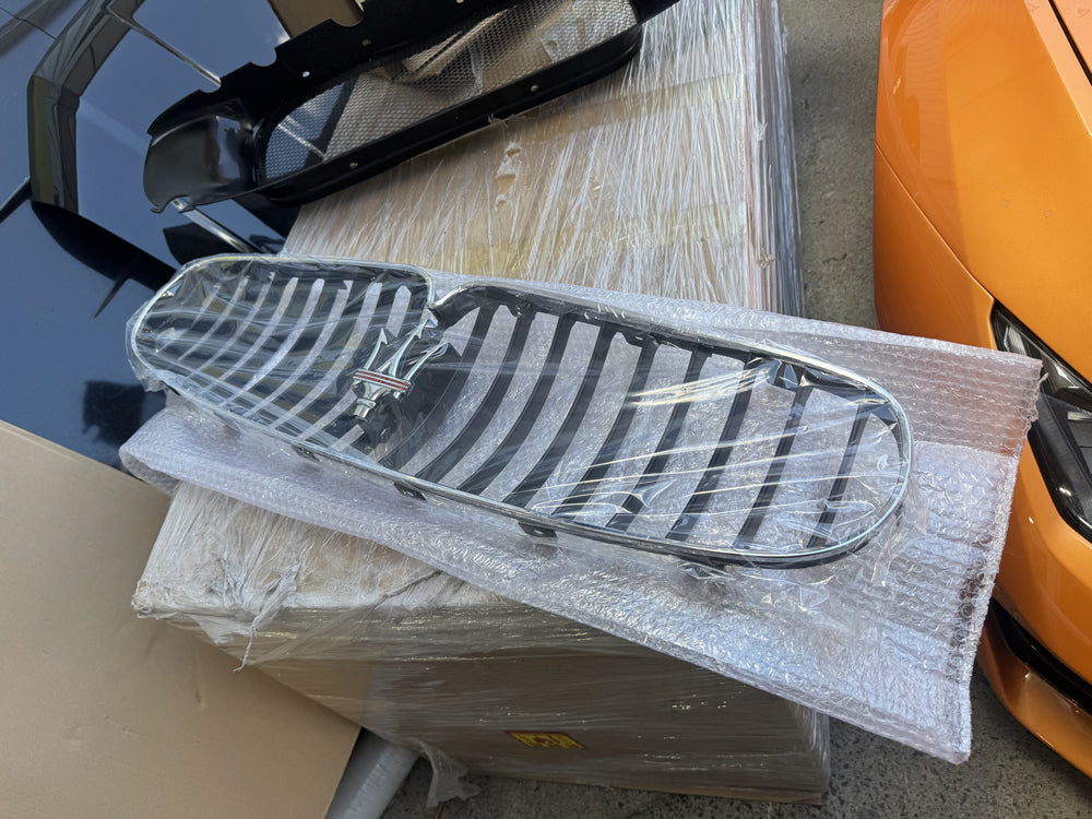 Front Grill (Chrome Strips) - Maserati GranTurismo