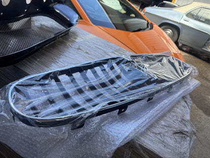 Front Grill (Chrome Strips) - Maserati GranTurismo