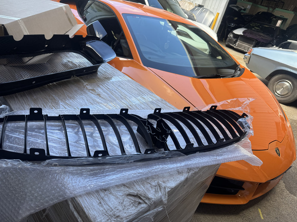 Front Grill (Chrome Strips) - Maserati GranTurismo