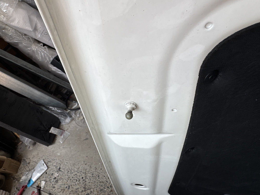 Genuine Bonnet - Bentley Bentayga (white)
