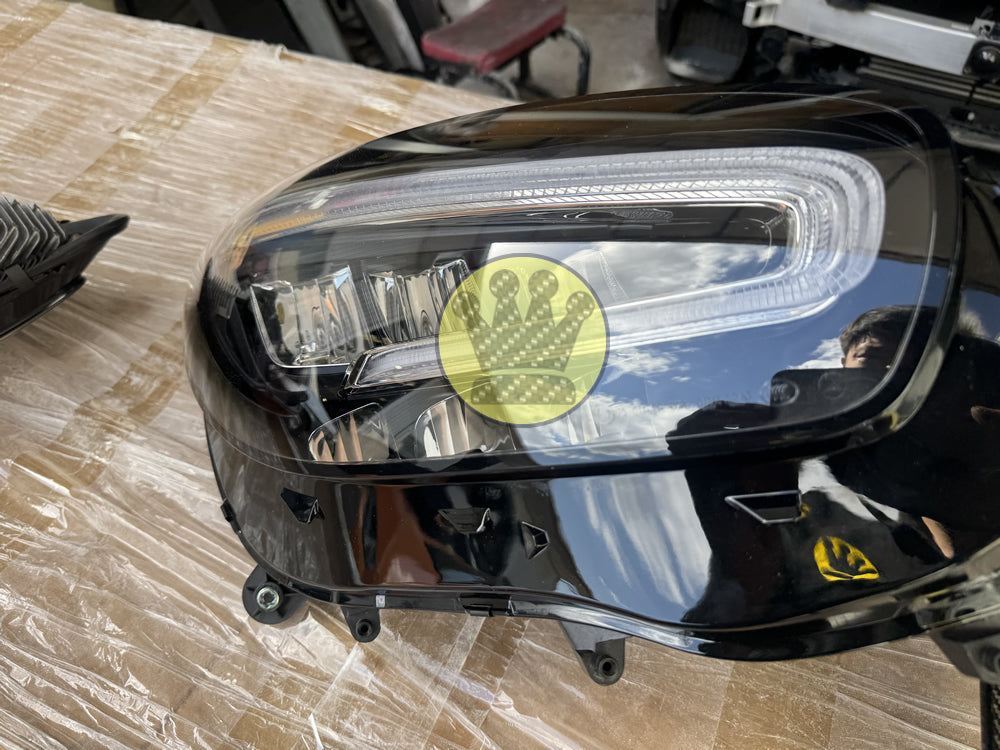 Genuine Facelifted Head light - R190 AMG GT (16-21)