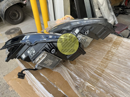 Genuine Facelifted Head light - R190 AMG GT (16-21)