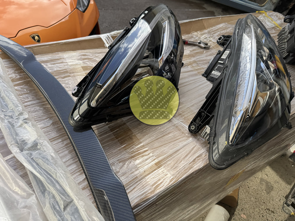 Genuine Facelifted Head light - R190 AMG GT (16-21)