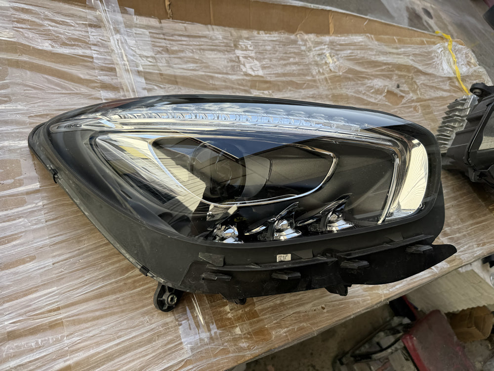 Genuine Head light (Right hand side) - R190 AMG GTS GTC GTR (16-21) A1909066600