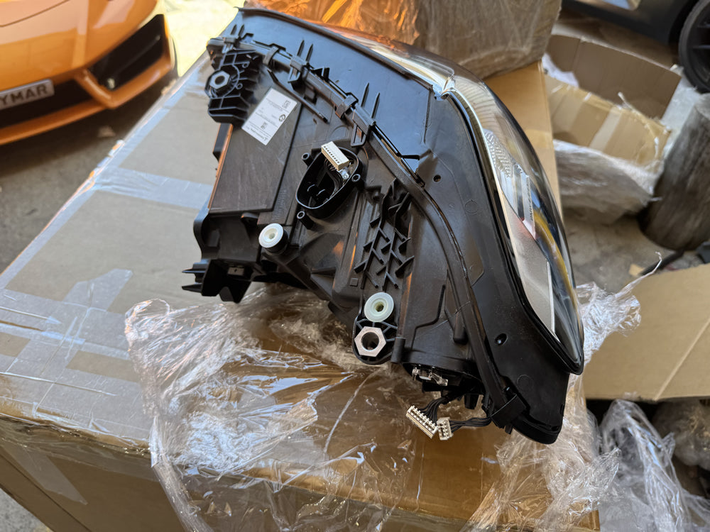 Genuine Head Light (Right Hand Side) - BMW IX3 X3 X4 X3M X4M G01 G02 G08 LCI F97 F98 le20a6456