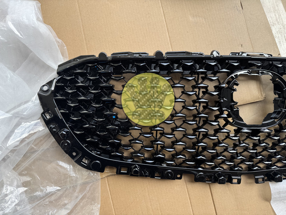 Gloss black Grill (Camera + Radar compatible) - CX30 Mazda 19-23