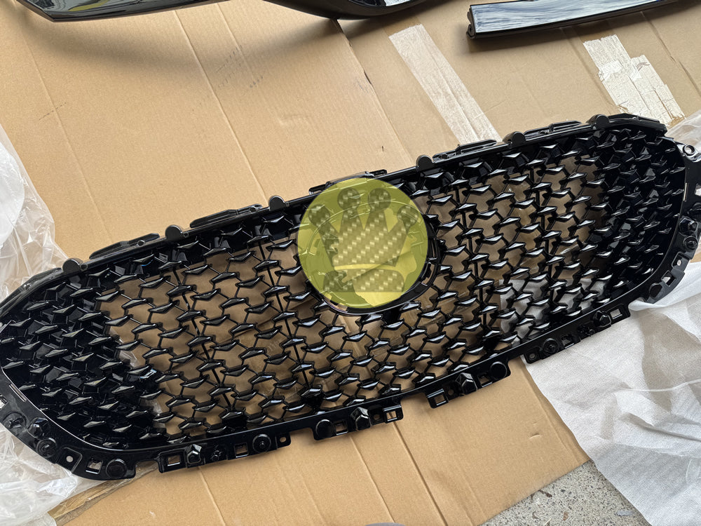 Gloss black Grill (Camera + Radar compatible) - CX30 Mazda 19-23