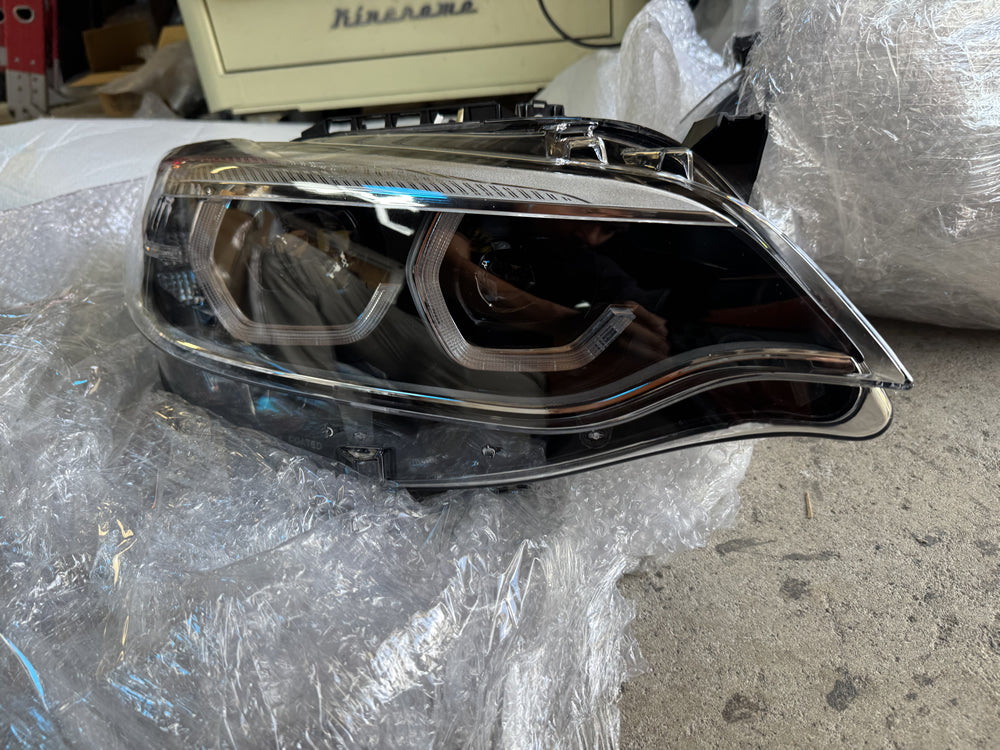 Genuine BMW Adaptive LED Head Light (Right Hand Side) - F87 F22 F23 2 Series M2 LCI 90054476